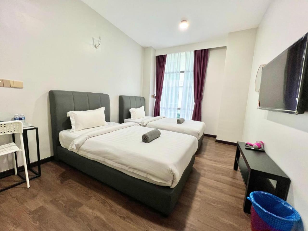 New Margo Hotel Kk Кота-Кинабалу Экстерьер фото
